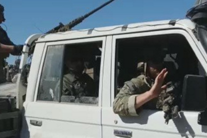 Soldados de élite de EEUU han de abandonar Al Rai de donde han sido expulsados por milicianos sirios.-