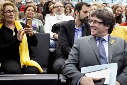 Carles Puigdemont ha sido increpado durante su conferencia en Ginebra.-/ LAURA POUS (ACN)