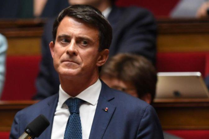 El exprimer ministro francés y candidato a la alcaldía de Barcelona.-CHRISTOPHE ARCHAMBAULT (AFP)