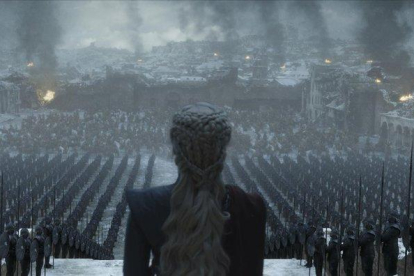 Daenerys Targaryen, frente a su ejército en el último episodio de ’Juego de tronos’.-HBO