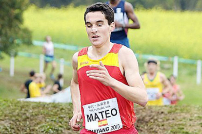Daniel Mateo en plena carrera en el Mundial del pasado sábado.-RFEA