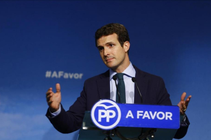 El vicesecretario general del PP, Pablo Casado, este martes en la sede central de su partido tras participar en el comité de dirección popular-AGUSTÍN CATALÁN