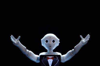 El robot Pepper, un androide capaz de expresar emociones.-Foto:   REUTERS / YUYA SHINO