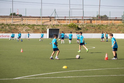 Un centenar de niños participa en los dos turnos del campus numantino.