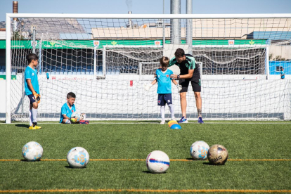 Un centenar de niños participa en los dos turnos del campus numantino.