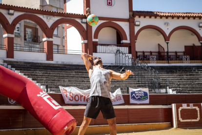 El torneo de Voley Plaza continúa en el coso de San Benito