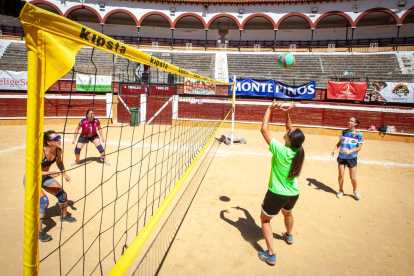 Fases finales del Voley Plaza