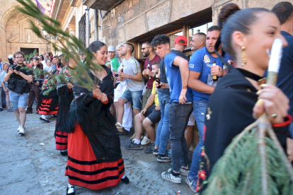 El ritual de la pinochada en Vinuesa