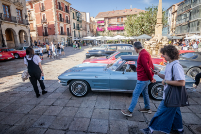 El Rally Río Duero acercó espectaculares clásicos deportivos a Soria.