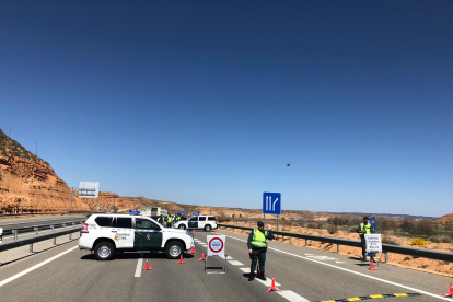 Control de la Guardia Civil en una autovía de Soria.