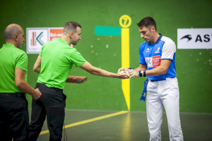 Peio Etxeberria y Jaka en el partido estrella de la exhibición