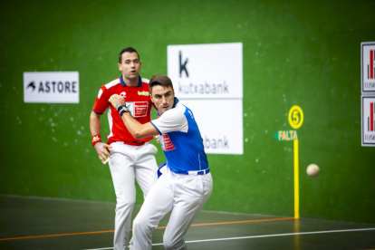 Peio Etxeberria y Jaka en el partido estrella de la exhibición