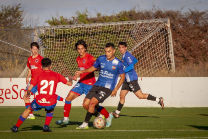 El Uxama se lleva el triunfo de la Ciudad Deportiva