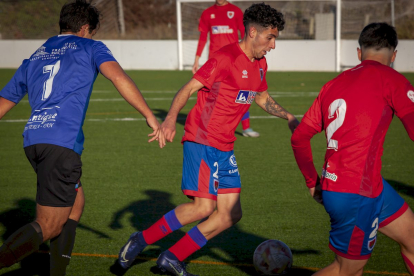 El Uxama se lleva el triunfo de la Ciudad Deportiva