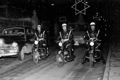 Policía en la Cabalgata de Reyes en 1964