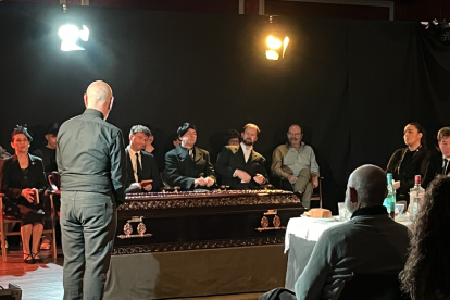 Representación de 'Un funeral de Muerte' a cargo de La Bo-Eme en el Casino de Soria.