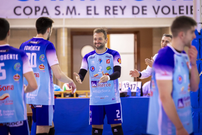 El equipo soriano se coloca como líder provisional de la Superliga
