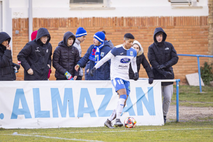 El Astorga se lleva tres goles de su visita a Almazán