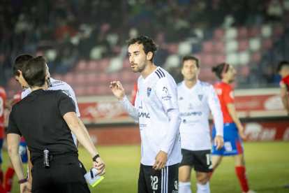 En Numancia celebra el 25 aniversario de Los Pajaritos con una victoria ante la Segoviana.