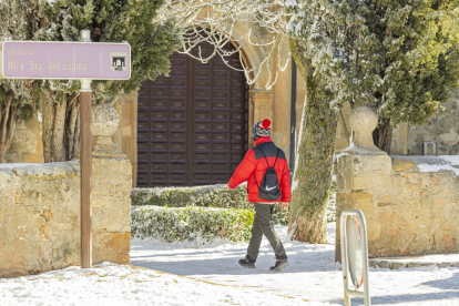 Dos días después, la nieve y el hielo siguen presentes en las calles