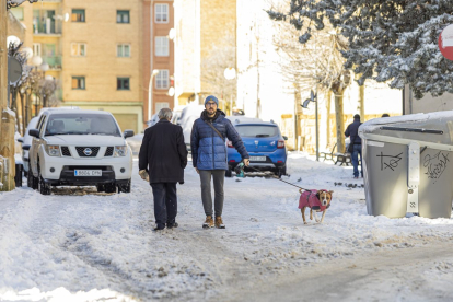 Dos días después, la nieve y el hielo siguen presentes en las calles