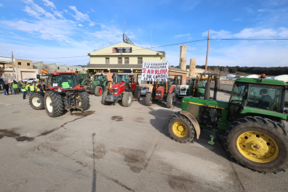 La tractorada es ajena a organizaciones agrarias y políticas, según los convocantes.