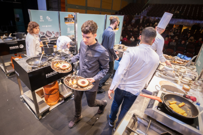 'Cocinando con trufa 2024' concentró a profesionales del sector y chefs de ocho países en torno al 'diamante negro'.
