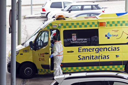 Ambulancia en Urgencias.