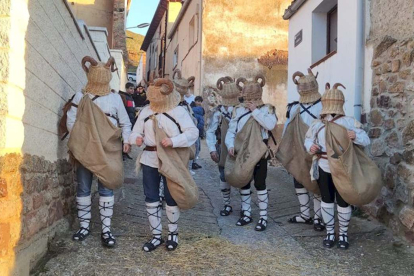 Los borobianos cumplen su tradición de Carnaval