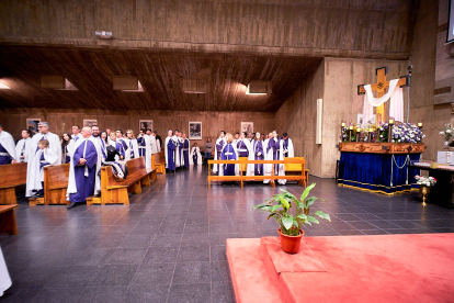 El acto se celebró en el interior del templo