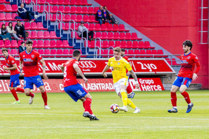 Los rojillos están líderes y acarician el ascenso directo