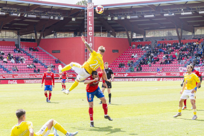 Los rojillos están líderes y acarician el ascenso directo