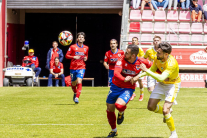 Los rojillos están líderes y acarician el ascenso directo