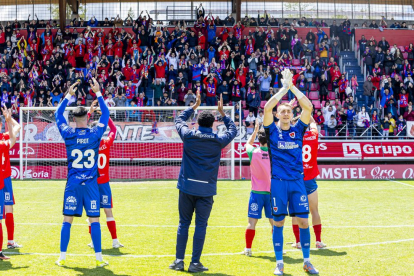 Los rojillos están líderes y acarician el ascenso directo