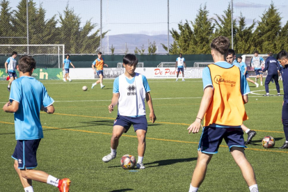 El fútbol base del equipo entrena en la Ciudad Deportiva