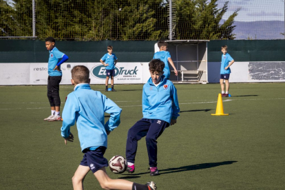 El fútbol base del equipo entrena en la Ciudad Deportiva