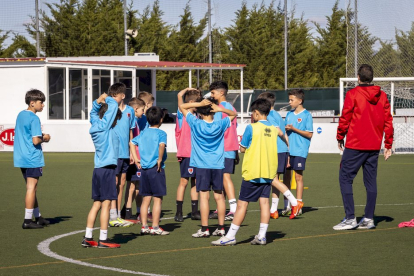 El fútbol base del equipo entrena en la Ciudad Deportiva