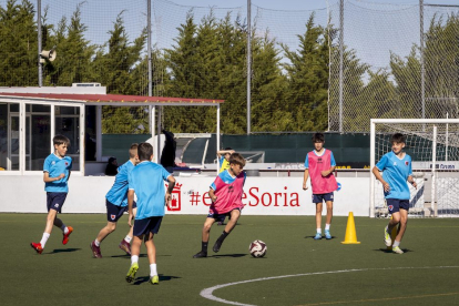 El fútbol base del equipo entrena en la Ciudad Deportiva