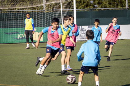 El fútbol base del equipo entrena en la Ciudad Deportiva