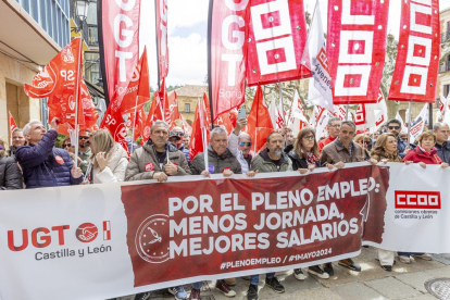 La manifestación sindical atrajo a más de 450 personas