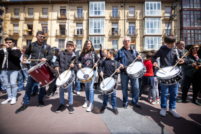 Las dulzainas ponen la banda sonora a Soria en la previa del Catapán.