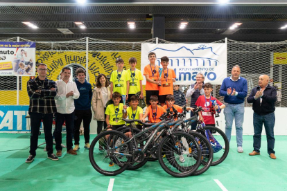 El Torneo de Fútbol 3x3 de Camaretas ya tiene ganadores tras disputarse este fin de semana la fase final.