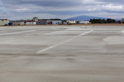 Instalaciones del aeródromo de Soria.