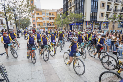 Las ciclistas recibieron una gran acogida a su llegada