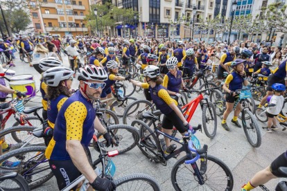 Las ciclistas recibieron una gran acogida a su llegada