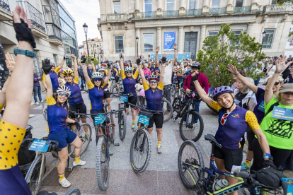 Las ciclistas recibieron una gran acogida a su llegada