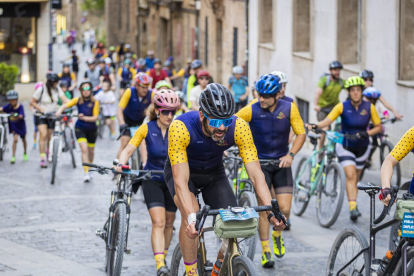 Las ciclistas recibieron una gran acogida a su llegada