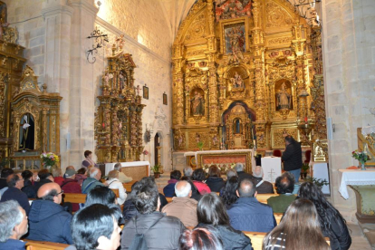 Molinos de Duero acoge a visitantes de pueblos de las otras ocho provincias de Castilla y León en un día de celebración y exaltación de los vínculos autonómicos.