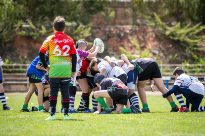 Los más pequeños aficionados al rugby han disfrutado en Soria de un torneo de canteras.