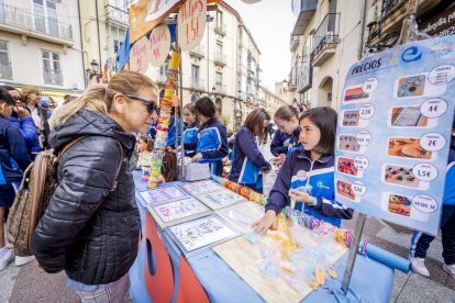 Una mañana llena de animación y aprendizaje en la Plaza de la Tarta